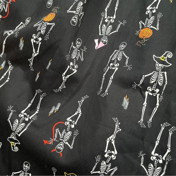 Collectif halloween skeleton trick or treat Skirt xs - Picture 4 of 6